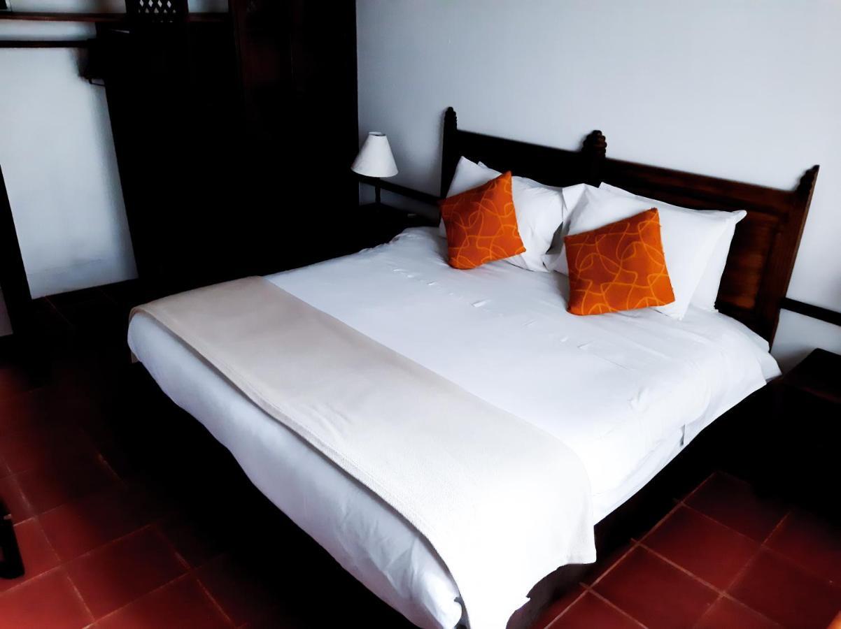 Hotel Meson De Los Virreyes Виля Де Лейва Екстериор снимка